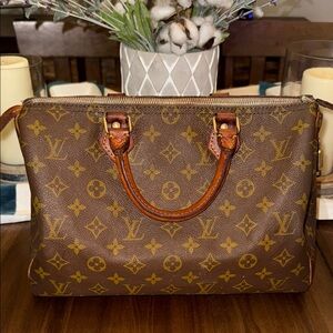 Authentic Louis Vuitton speedy 30